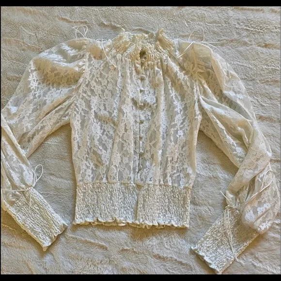 love and lemons blouse - Picture 3 of 3